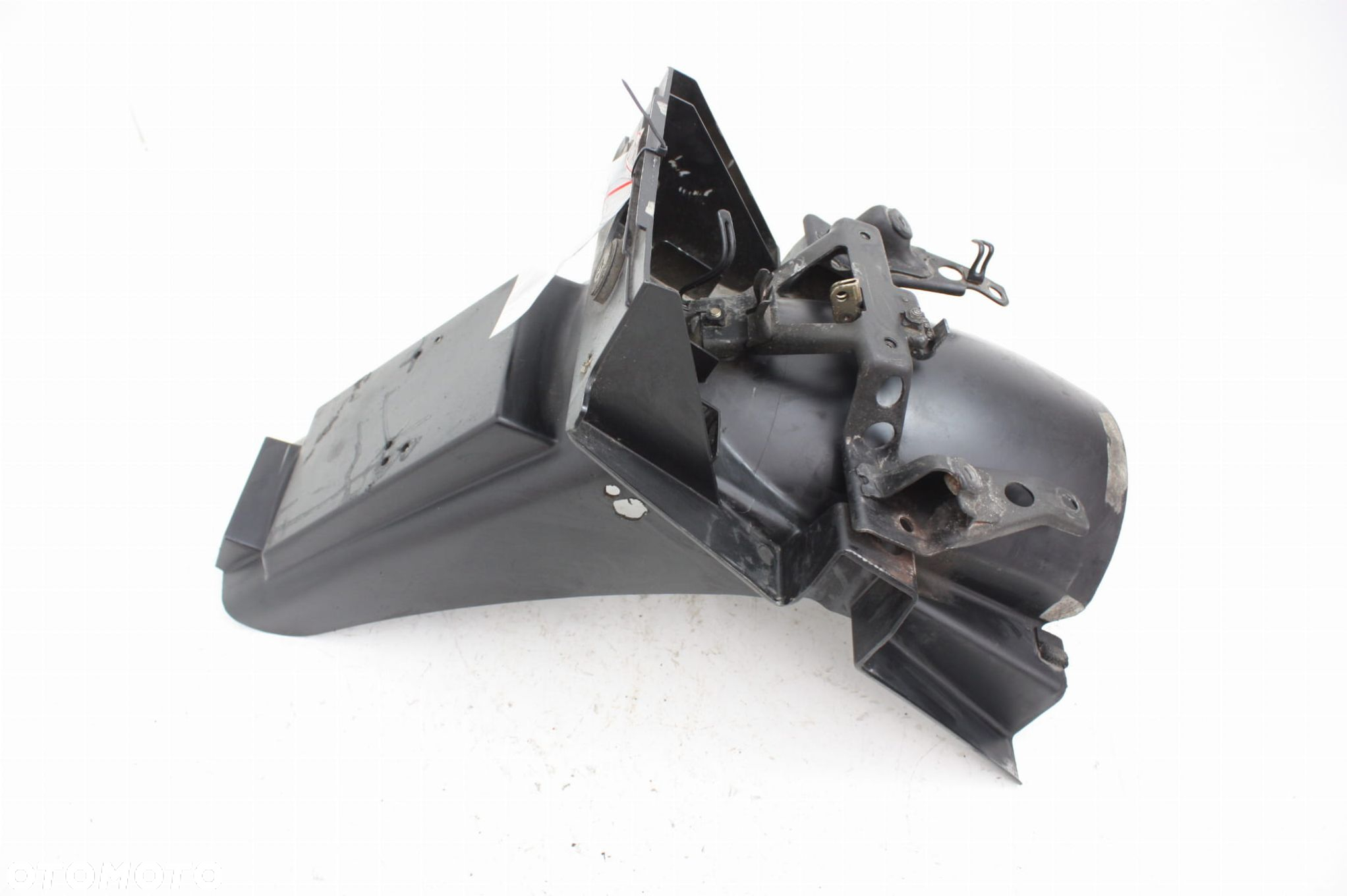 BŁOTNIK MOCOWANIE TABLICY Honda VF 1000F SC15 85-86 - 2