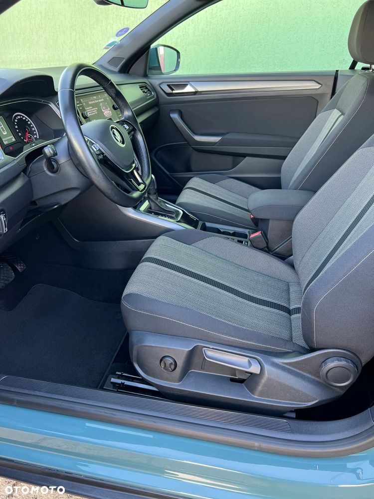 Volkswagen T-Roc - 17
