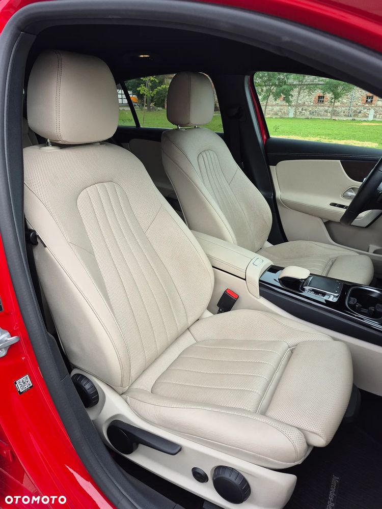 Mercedes-Benz Klasa A 200 7G-DCT Progressive - 30