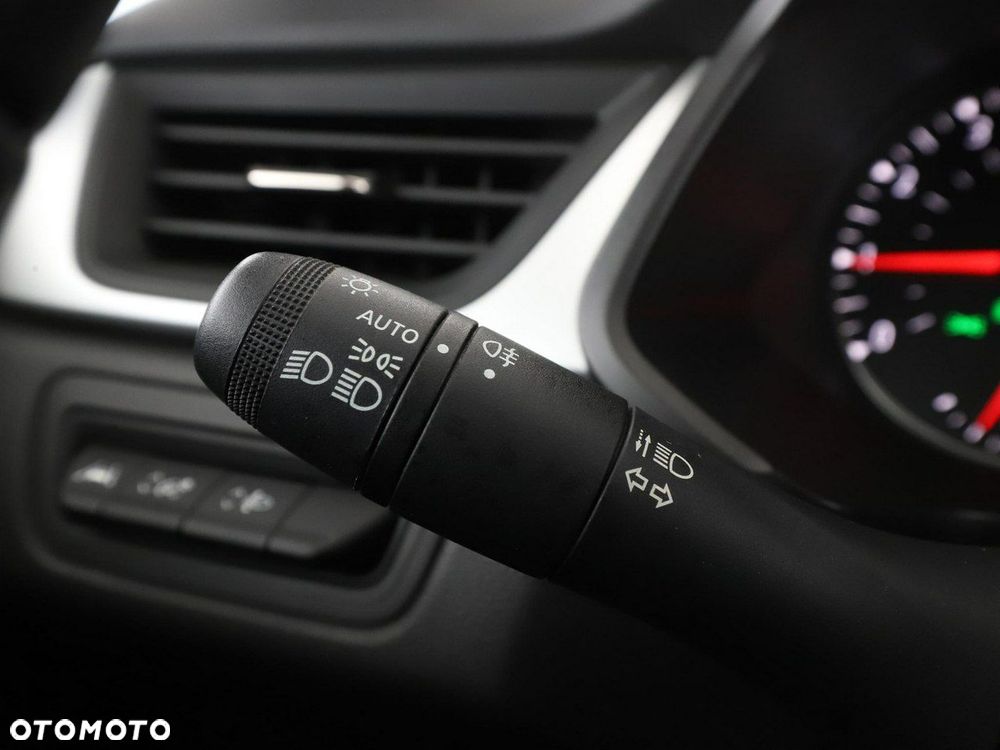 Renault Captur TCe 100 BUSINESS EDITION - 33