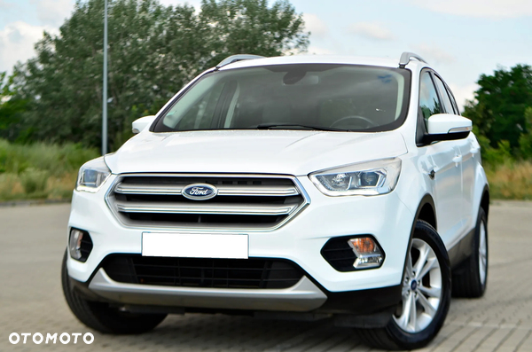 Ford Kuga 2.0 TDCi 2x4 Titanium