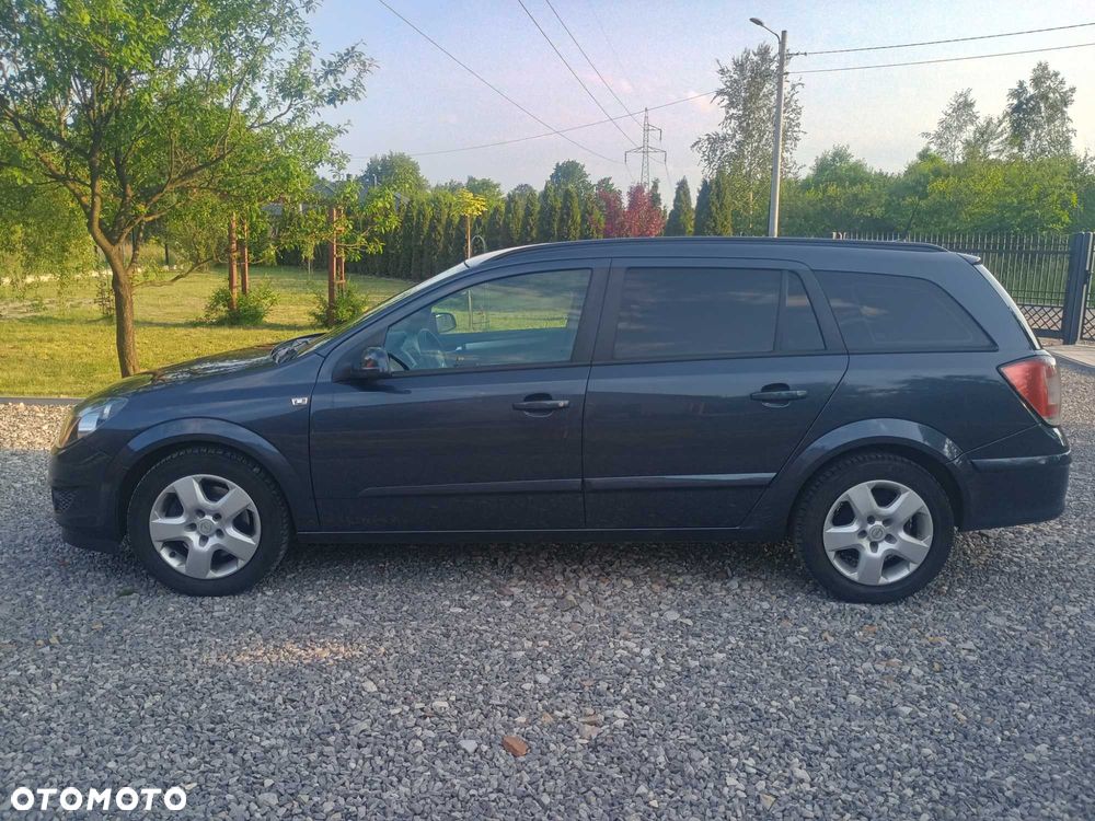 Opel Astra - 2