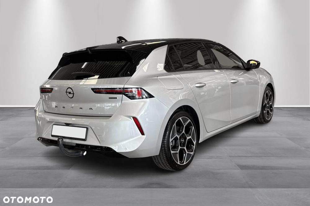 Opel Astra 1.6 T Plug-in Hybrid GS - 10