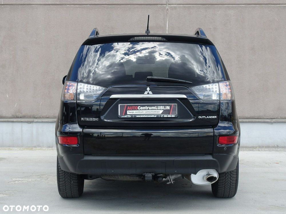 Mitsubishi Outlander 2.4 4WD Invite - 10