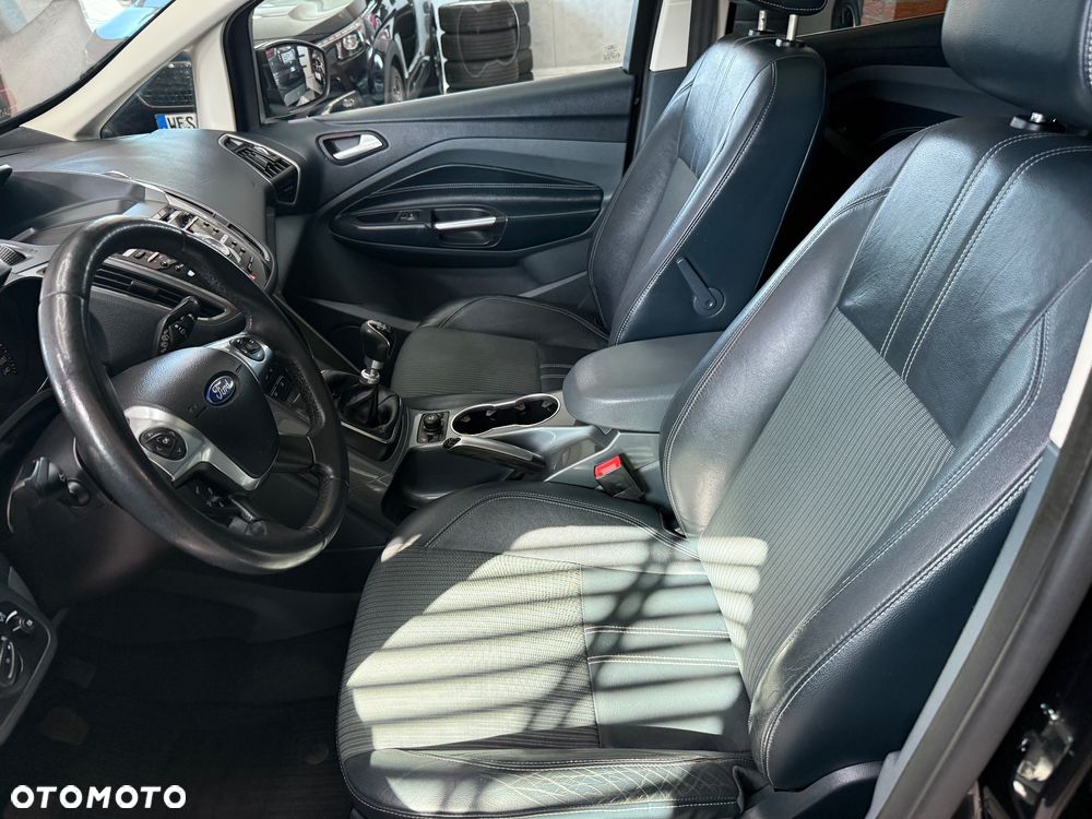 Ford C-MAX 2.0 TDCi Titanium - 11