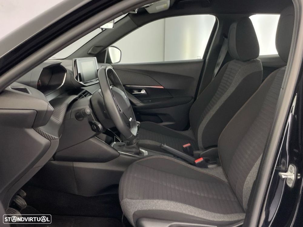 Peugeot 2008 1.2 PureTech Active - 11