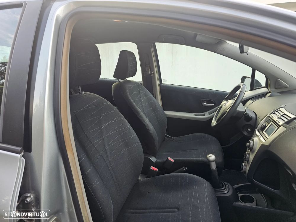 Toyota Yaris 1.4 D-4D Rock In Rio 08 - 24