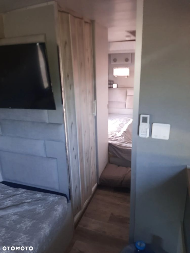 Isuzu kamper turquoise - 16