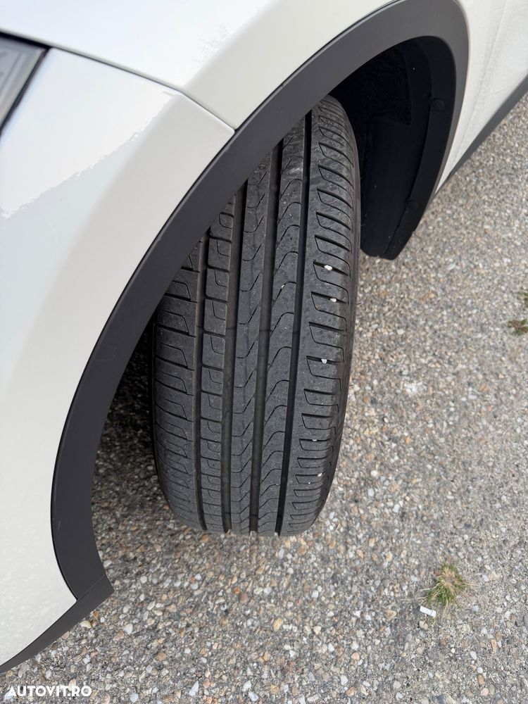 BMW X1 sDrive20d AT - 15