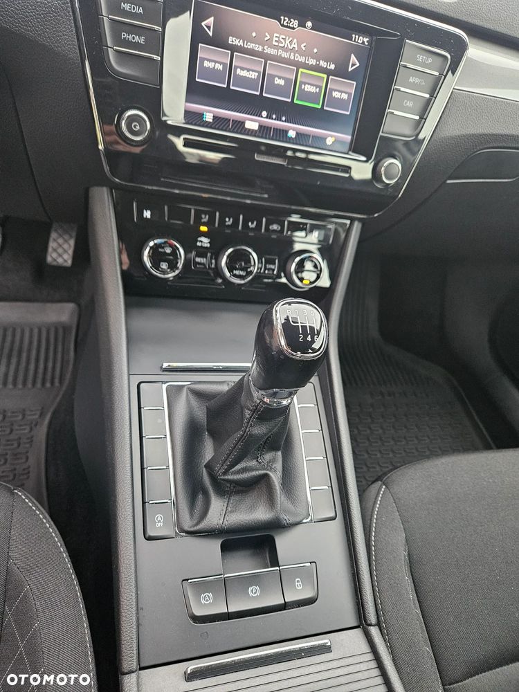 Skoda Superb 1.6 TDI Style - 33