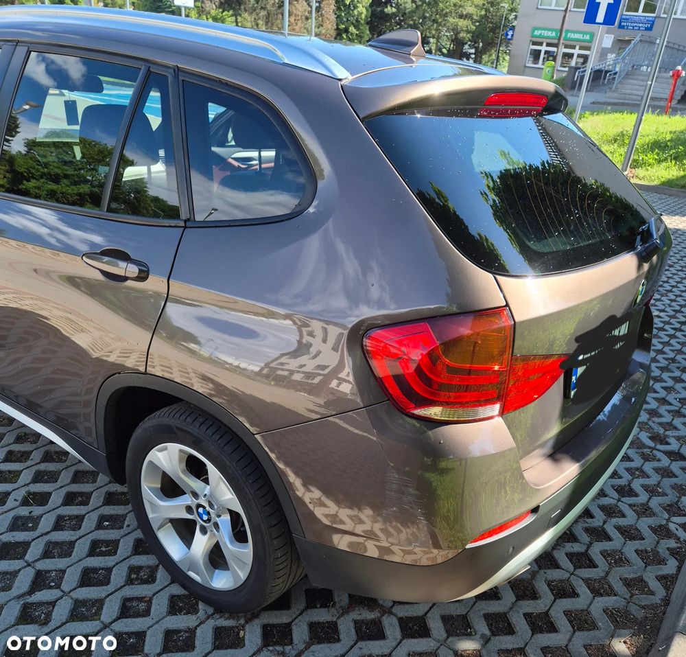 BMW X1 xDrive20d - 14