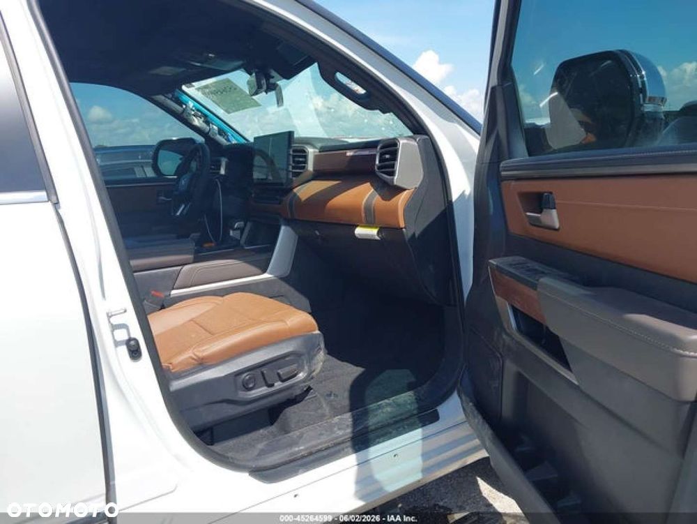 Toyota Tundra - 10