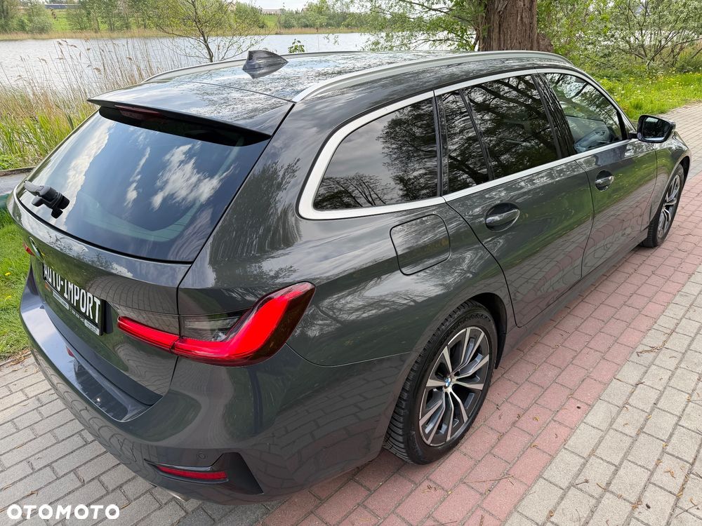 BMW Seria 3 320d Edition Luxury Line Purity - 35