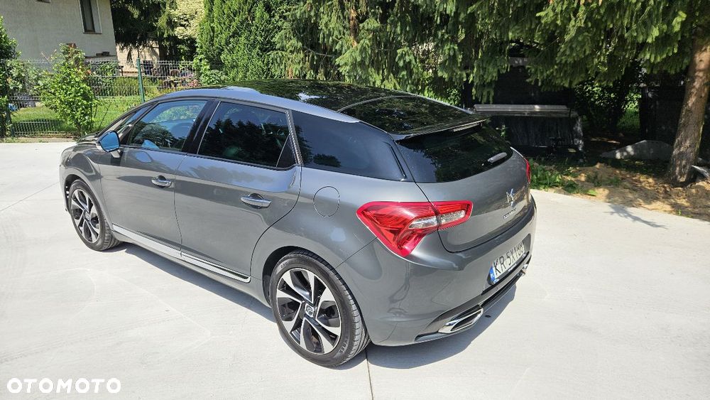 Citroën DS5 HDi 165 SportChic - 8