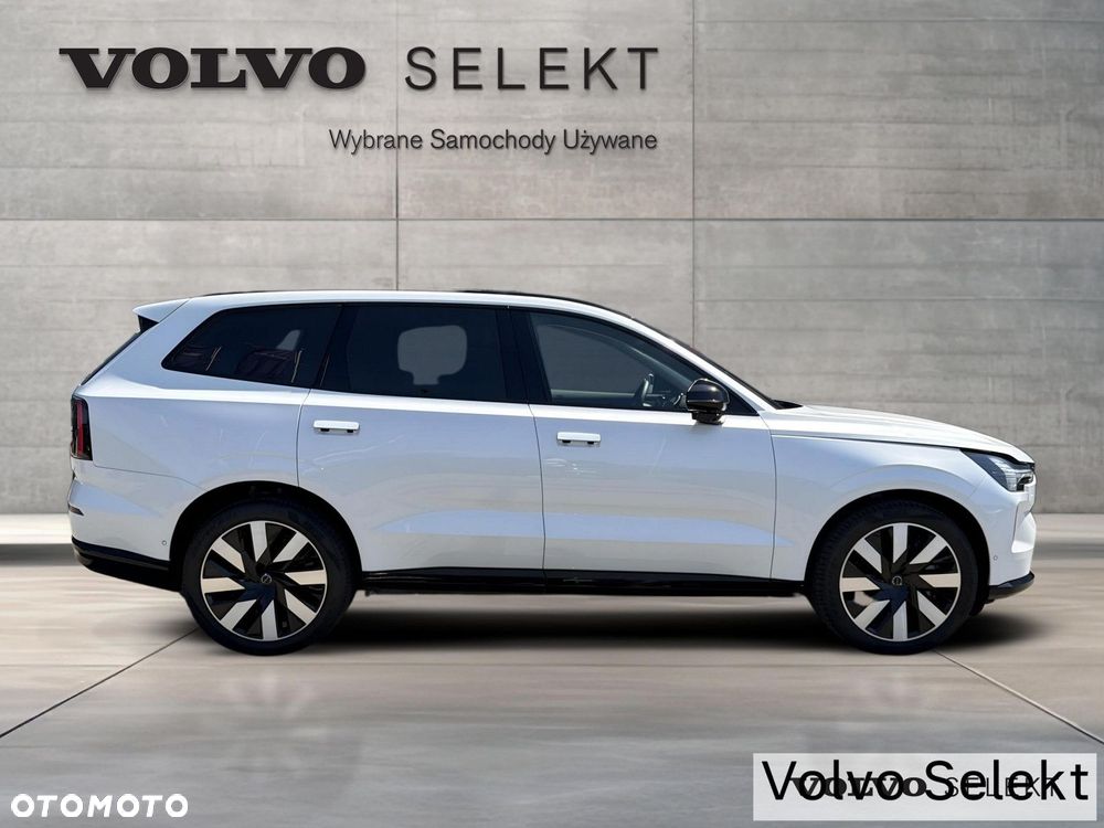 Volvo EX90 - 8