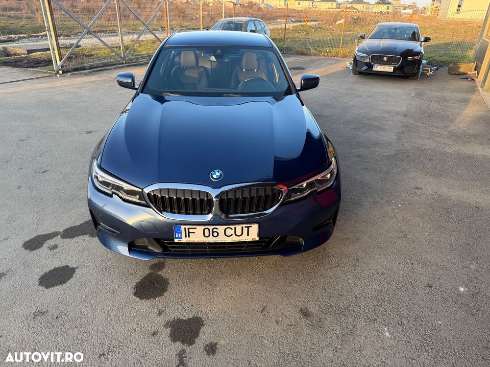 BMW Seria 3 330e Aut. Sport Line - 12