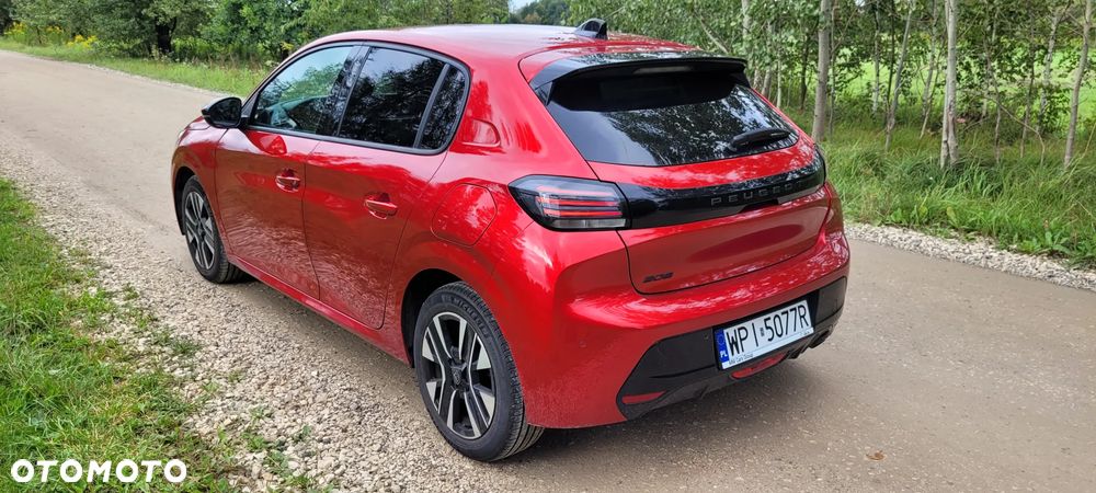 Peugeot 208 1.2 T Allure S&S - 10