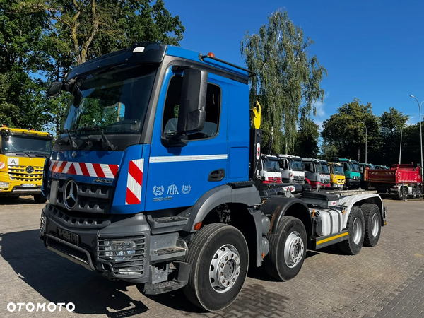 Mercedes-Benz AROCS 3246
