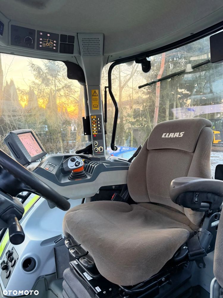 Claas Arion 620 CEBIS - 13