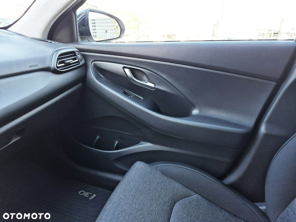 Hyundai i30 1.5 T-GDI 48V Smart DCT - 22