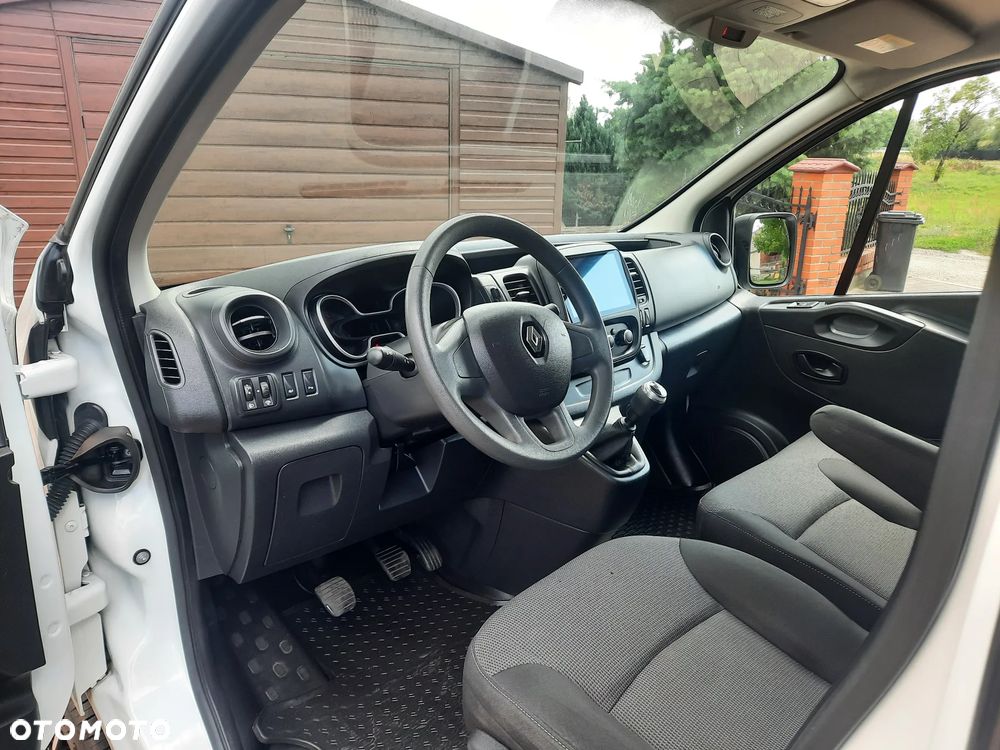 Renault Trafic Brygadówka - 19