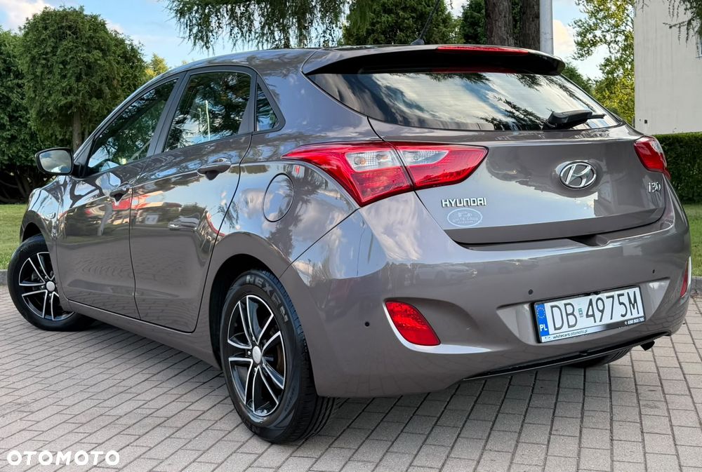 Hyundai i30 1.4 Fifa World Cup Edition - 23