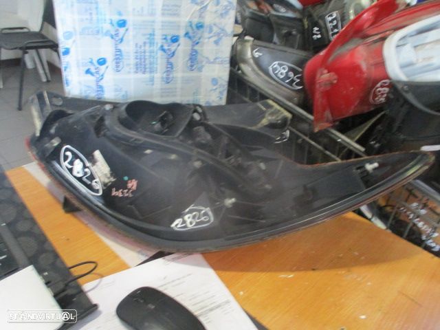 Farol Tras Stop2826 FORD KA 2 2012 1.2I 70CV 3P CINZA ESQ - 3
