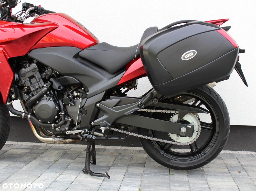 Honda CBF - 8