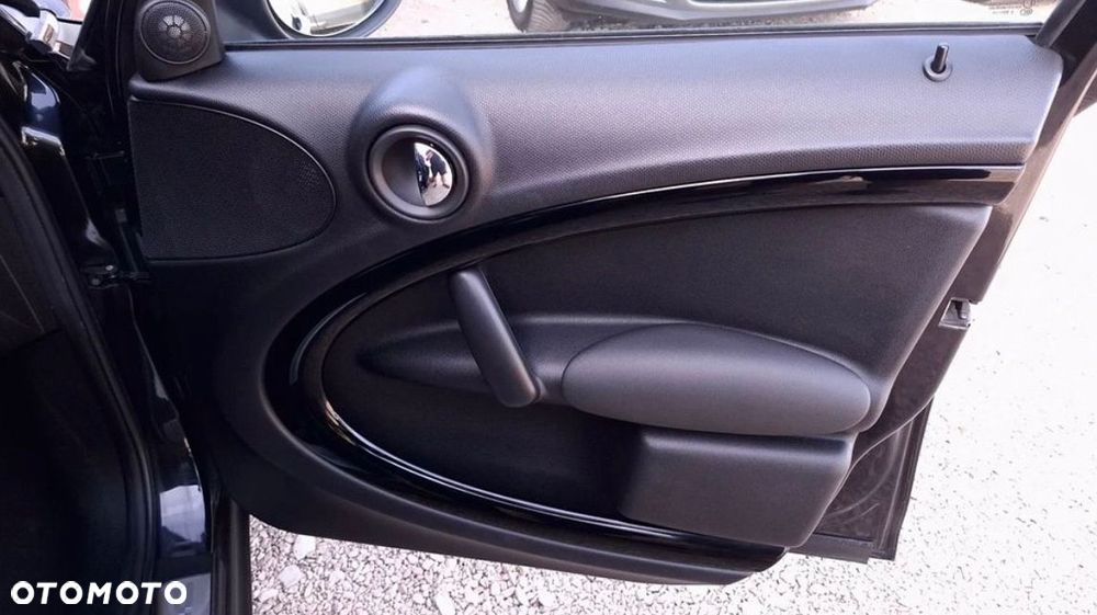 MINI Countryman - 16