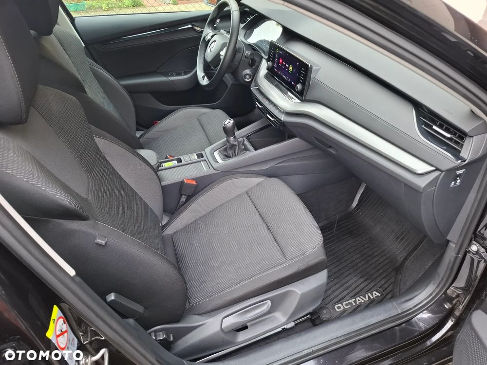 Skoda Octavia 1.5 TSI ACT Ambition - 25