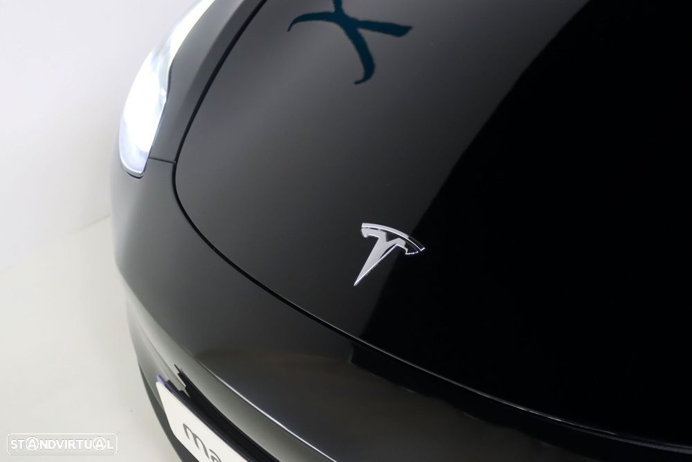 Tesla Model 3 - 13