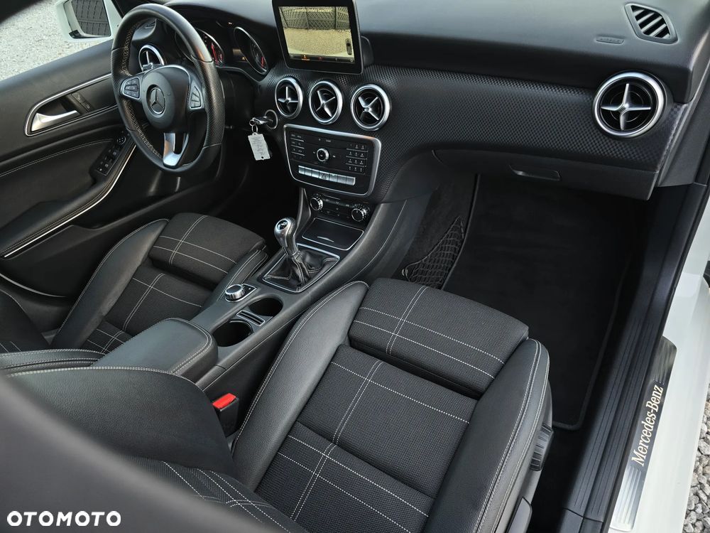 Mercedes-Benz Klasa A 180 (BlueEFFICIENCY) AMG Sport - 15