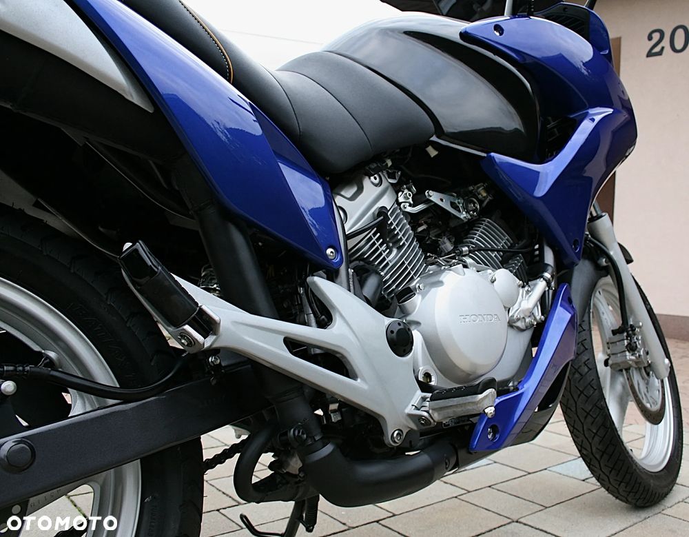 Honda Varadero - 23