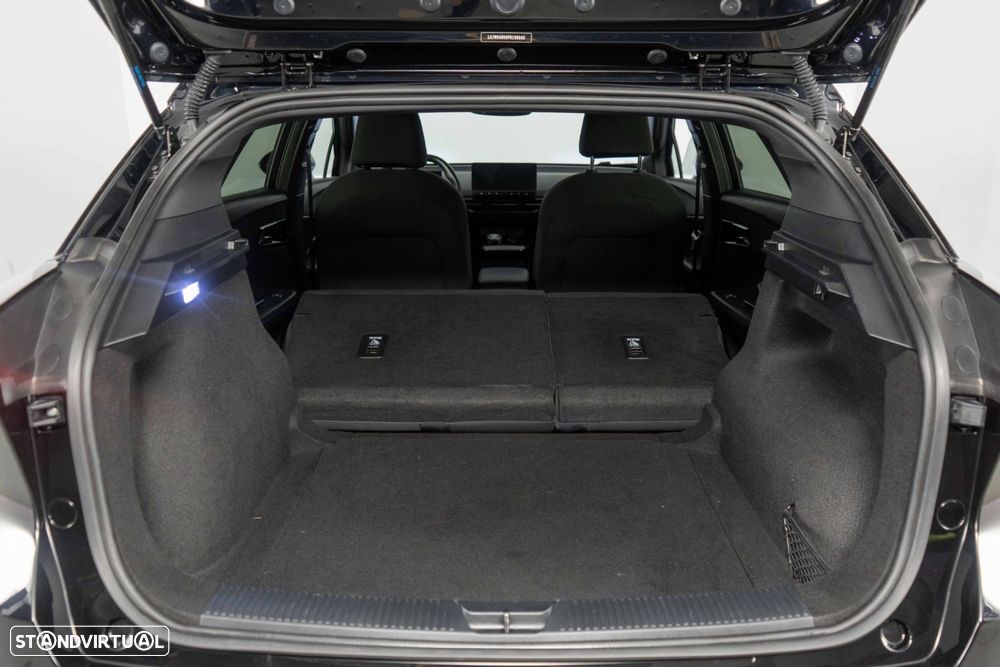 MG MG4 64 kWh Comfort - 12