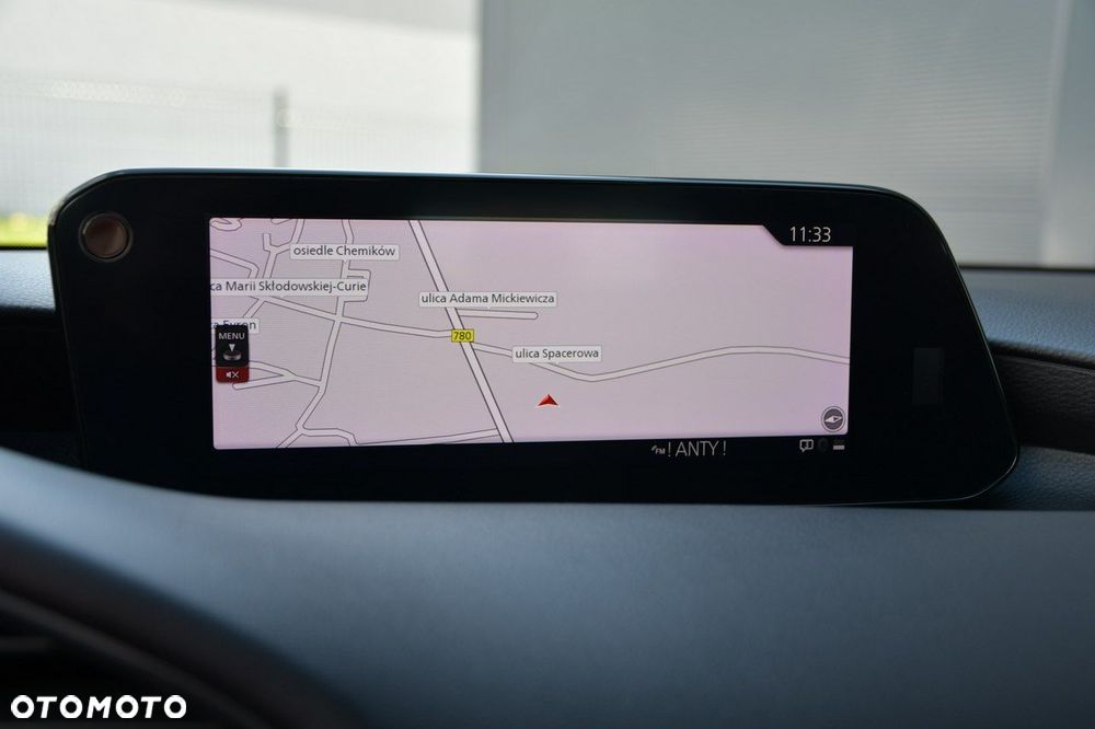 Mazda 3 2.0 mHEV Hikari - 25