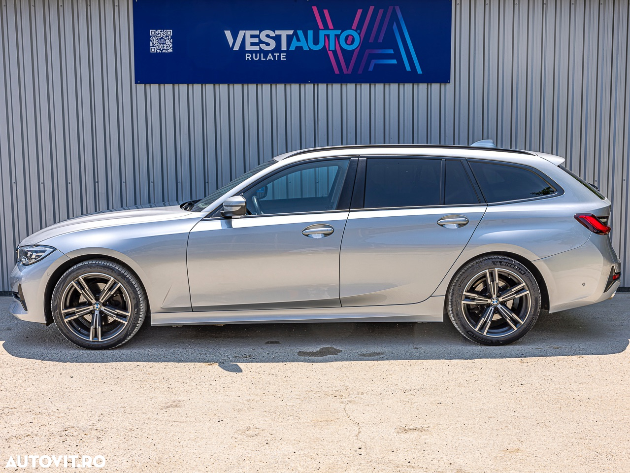 BMW Seria 3 320d Touring xDrive Aut. - 13