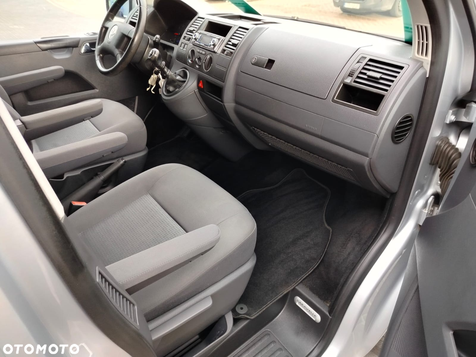 Volkswagen Caravelle TDI L1 Mixt - 26