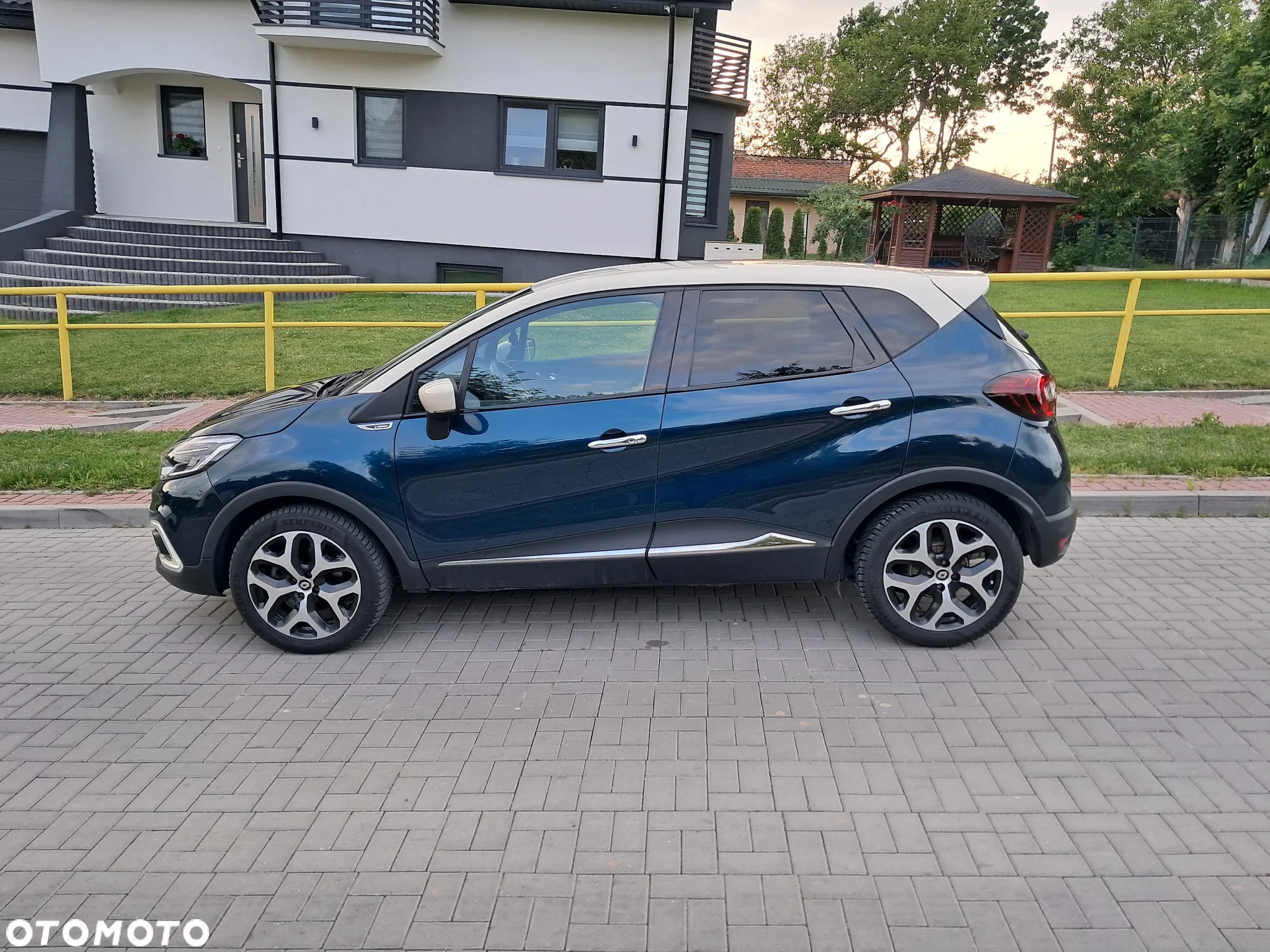 Renault Captur 1.3 TCe Intens - 8