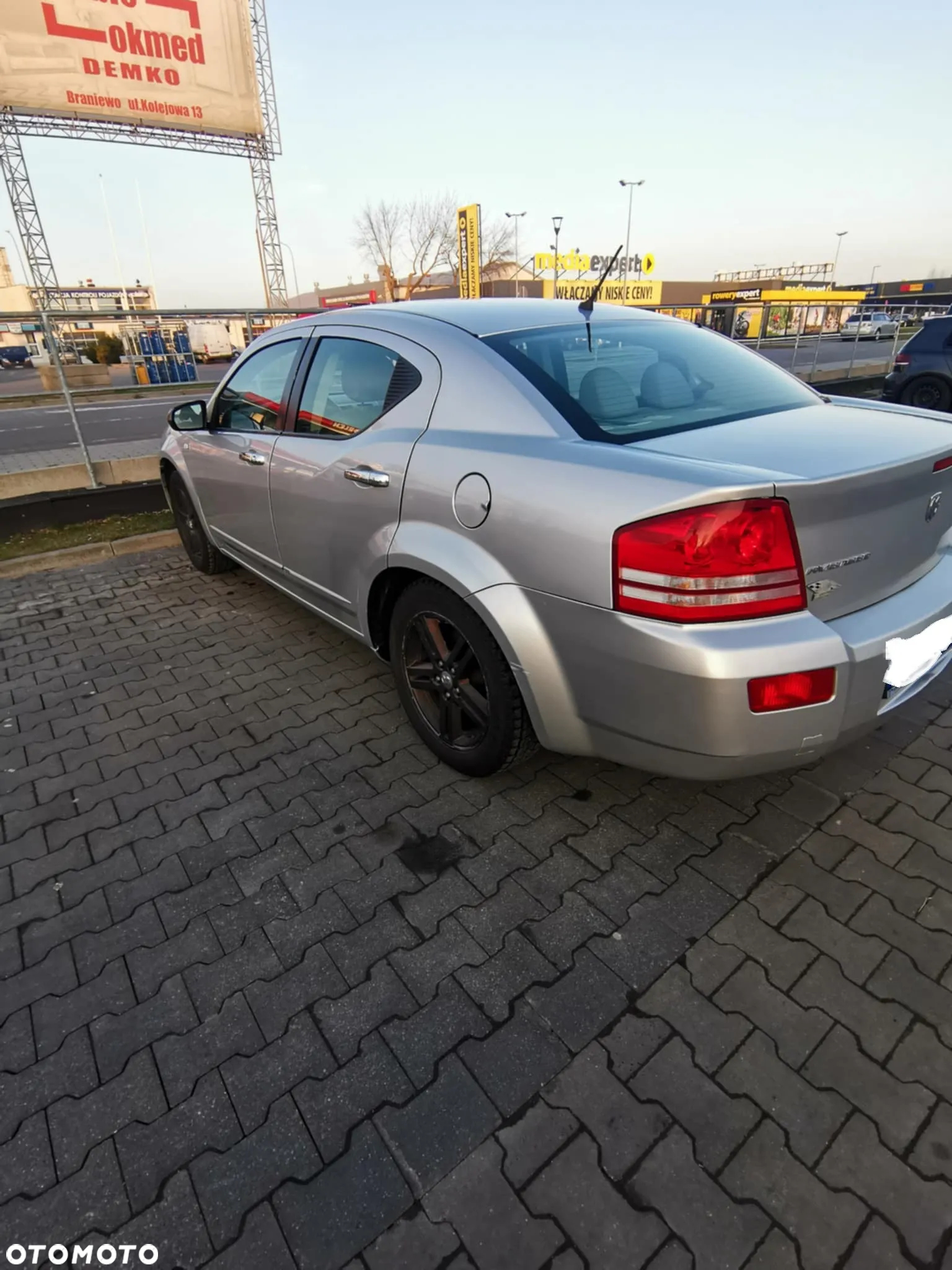 Dodge Avenger 2.0 CRD SXT - 4