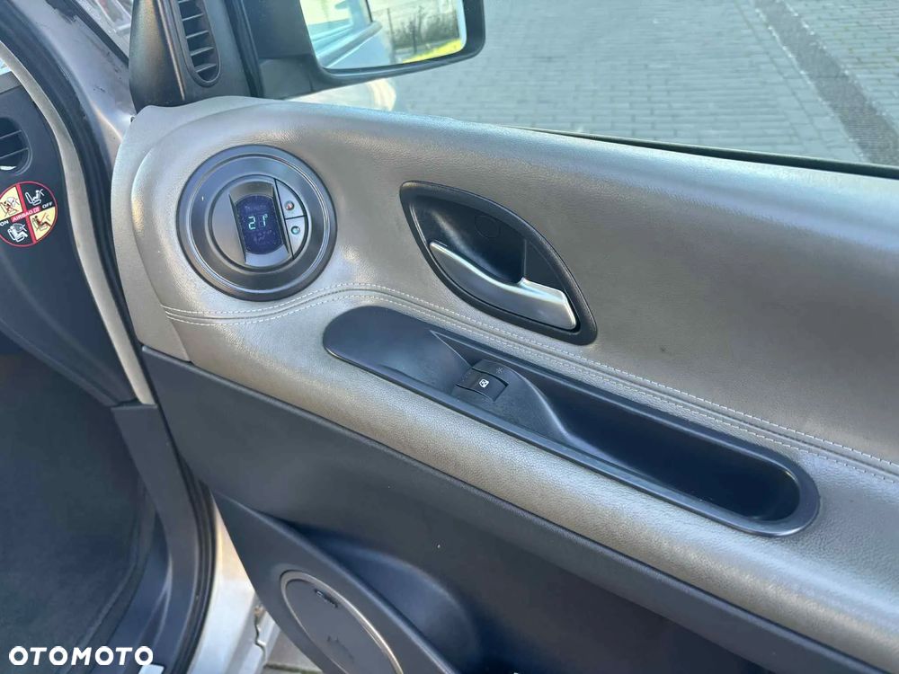 Renault Grand Espace Gr 3.0 dCi Initiale - 23