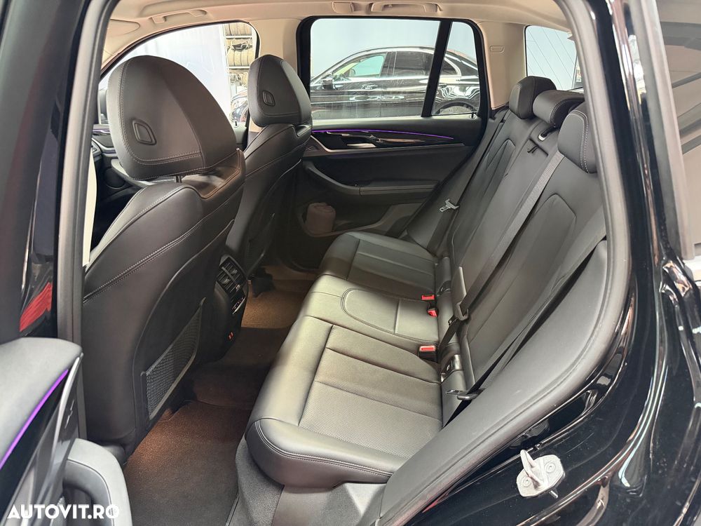 BMW X3 xDrive20d AT MHEV - 13