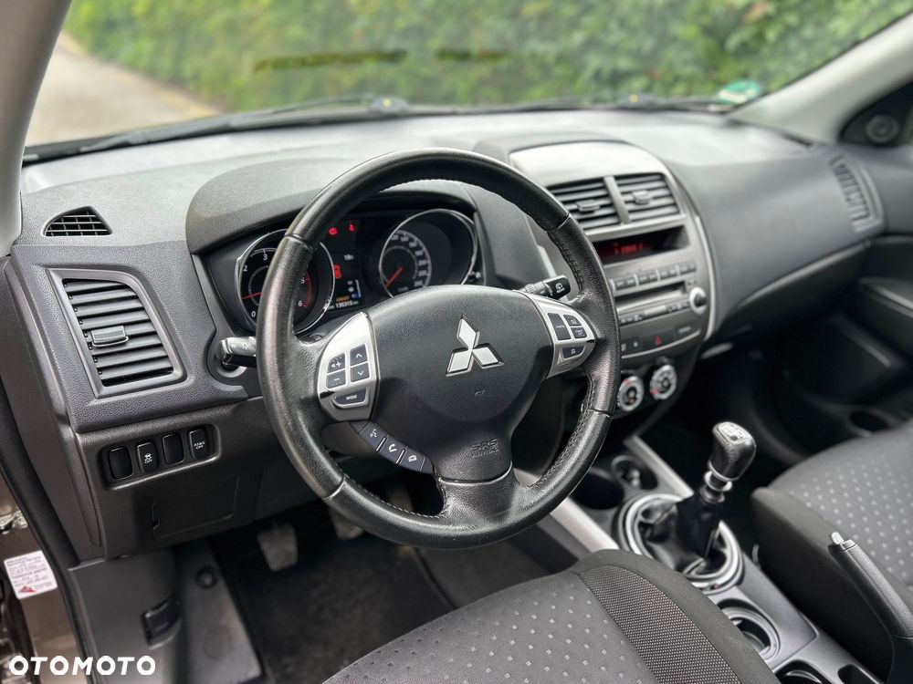 Mitsubishi ASX 1.8 DI-D 2WD Intense - 31