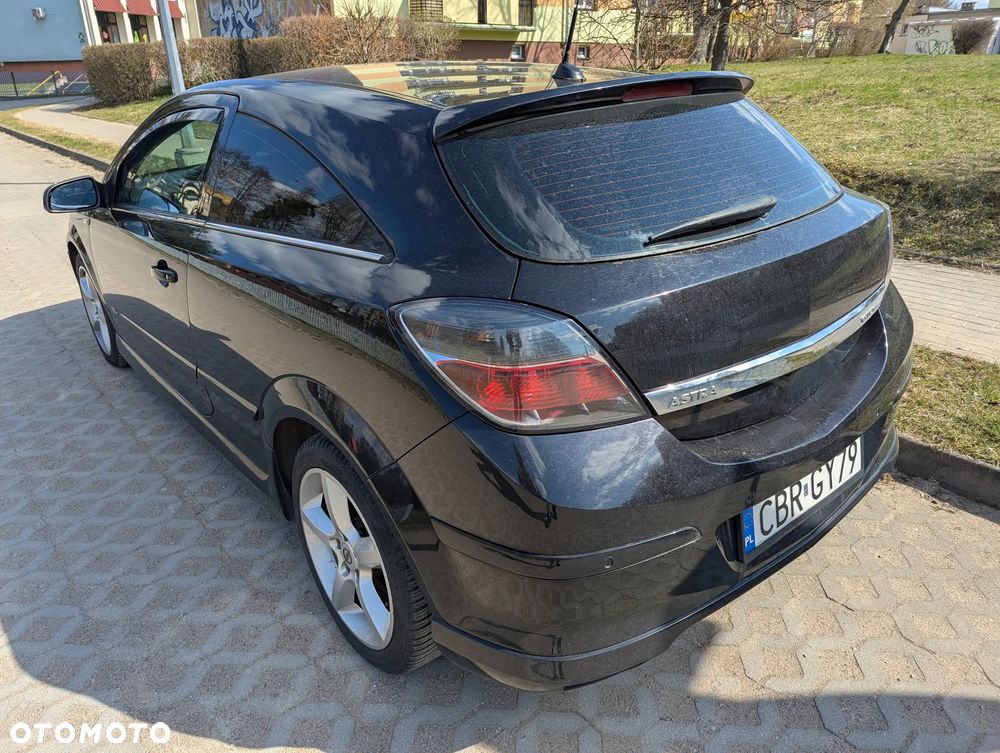 Opel Astra 1.6 Turbo Cosmo - 8