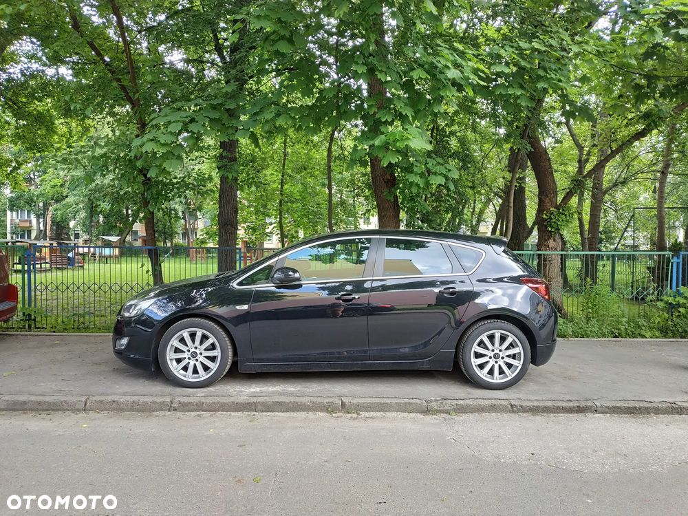 Opel Astra 2.0 CDTI Sport - 23