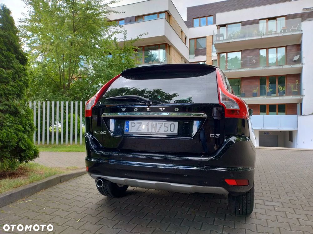 Volvo XC 60 D3 Drive-E Momentum - 8