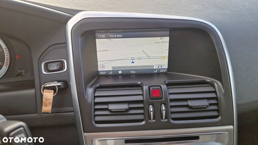 Volvo XC 60 D4 Geartronic Momentum - 12