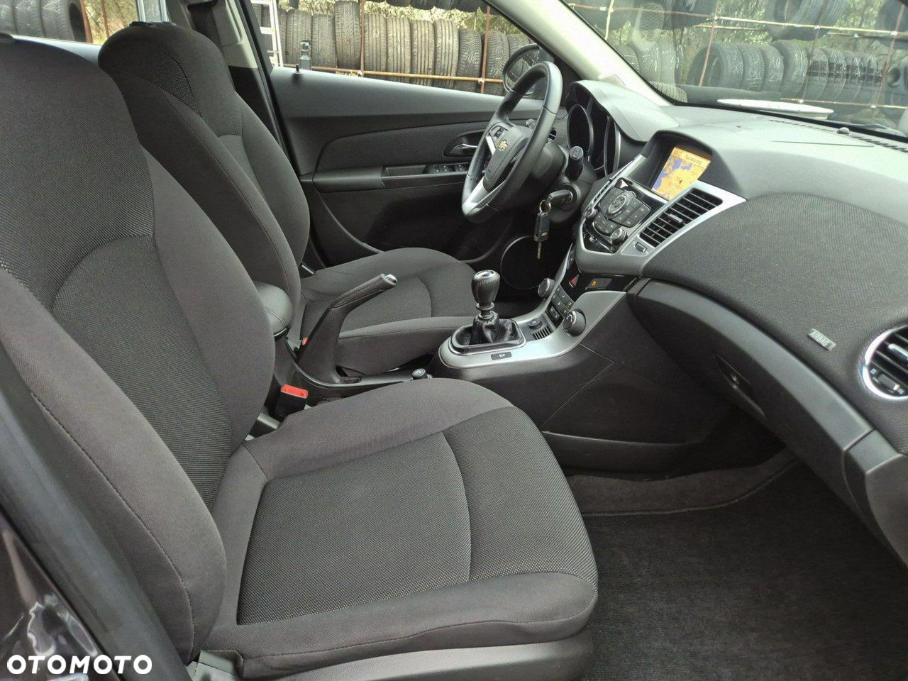Chevrolet Cruze - 29