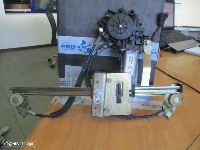Elevador Com Motor D236204 SEAT CORDOBA 1996 4P TD - 3