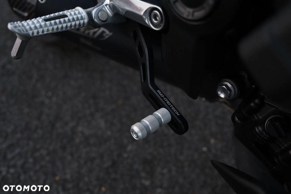 Triumph Trident - 24