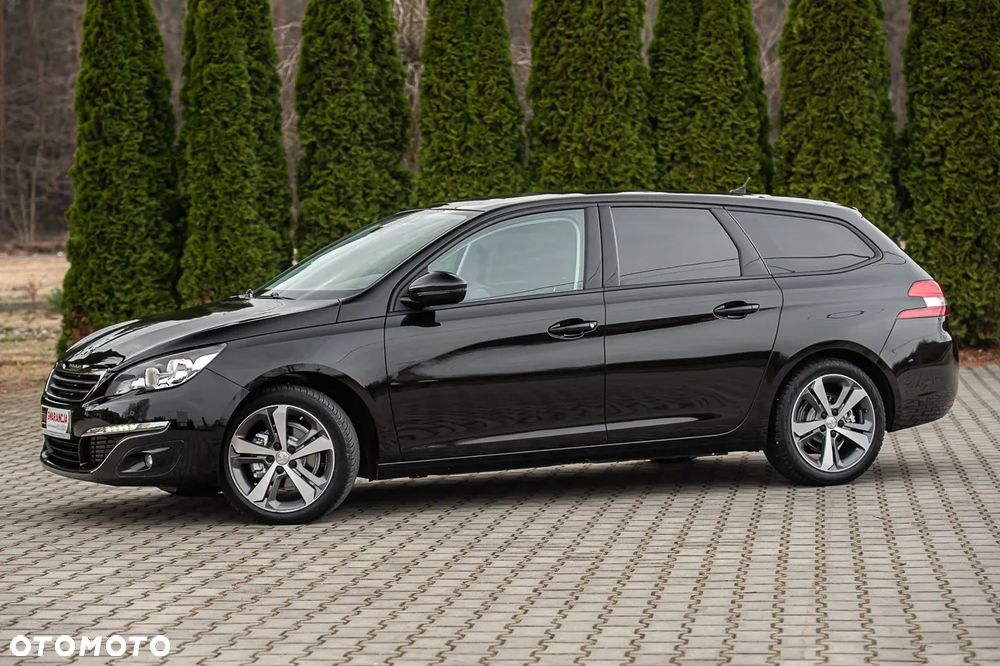 Peugeot 308 PureTech 130 GPF EAT8 Stop & Start Allure Pack - 7